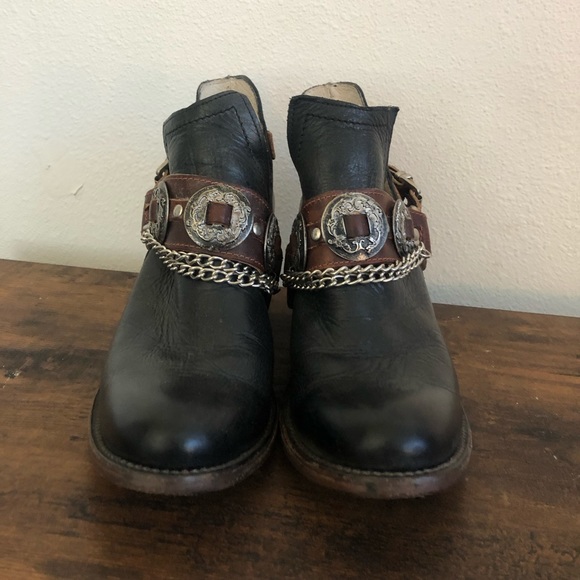 Free bird Mystic low cut booties - Picture 4 of 6